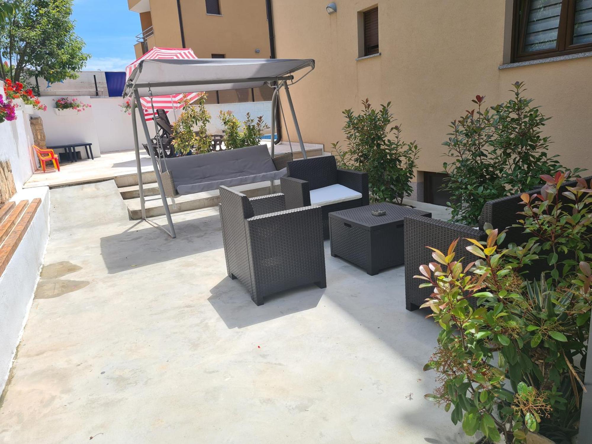 Villa Patricija-Apartmani Porec Bagian luar foto